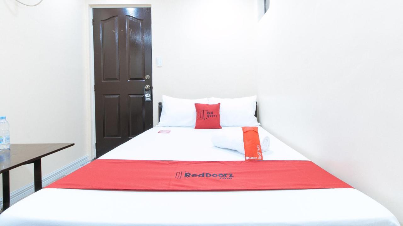 Reddoorz Plus At Canley Residential Pasig City Kültér fotó