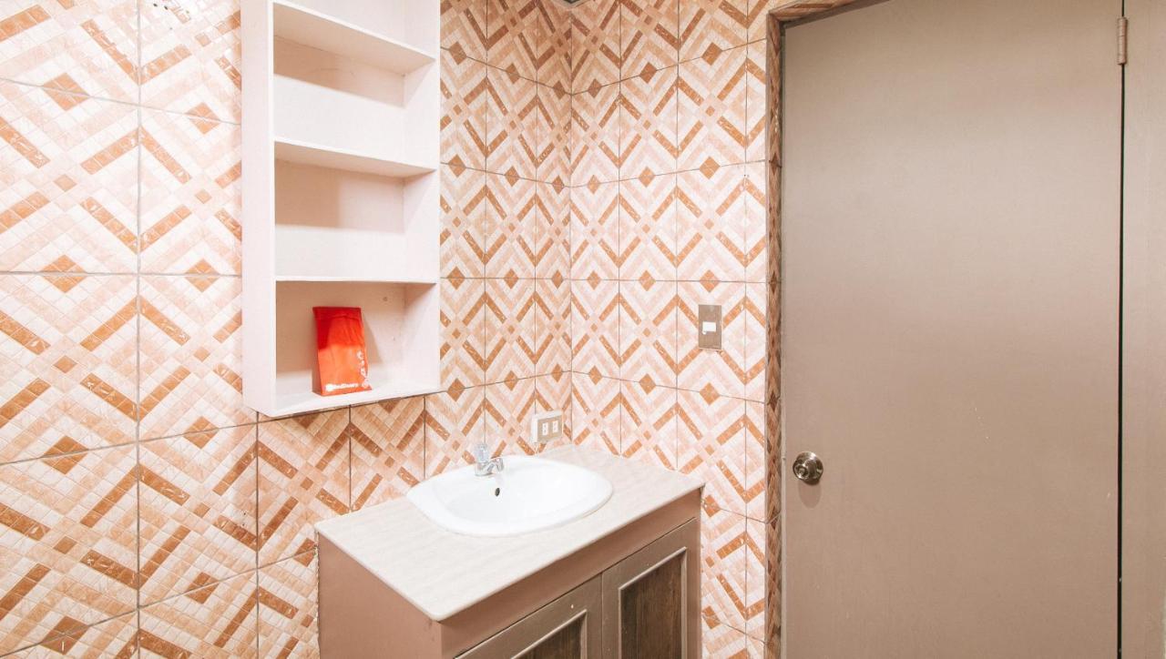 Reddoorz Plus At Canley Residential Pasig City Kültér fotó